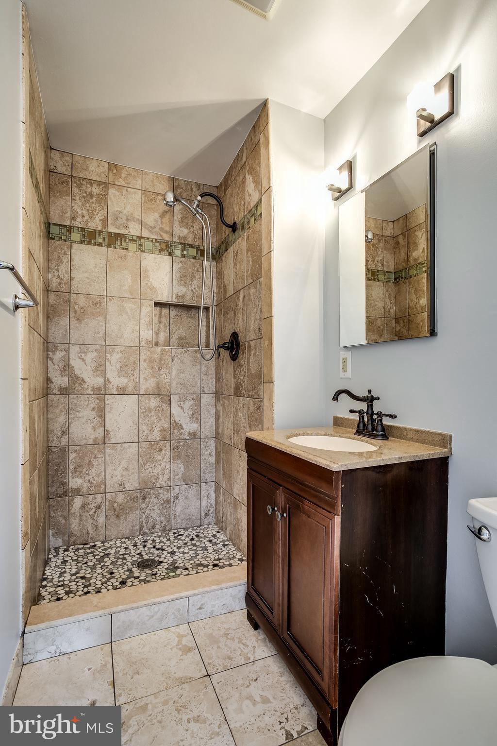 2356 Sun Valley Circle, Unit 2F Silver Spring, MD 20906 - Photo 20 of 31 master bath