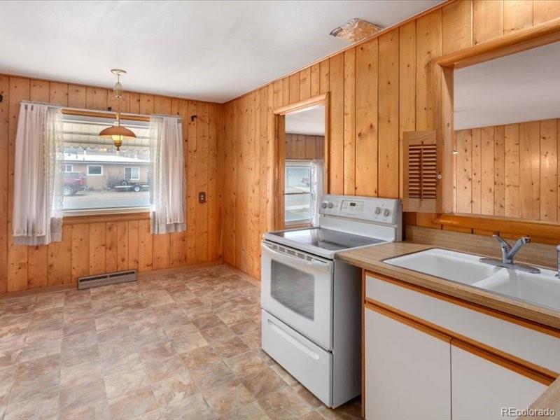 1144 D Street Salida, CO 81201 - Photo 7 of 28