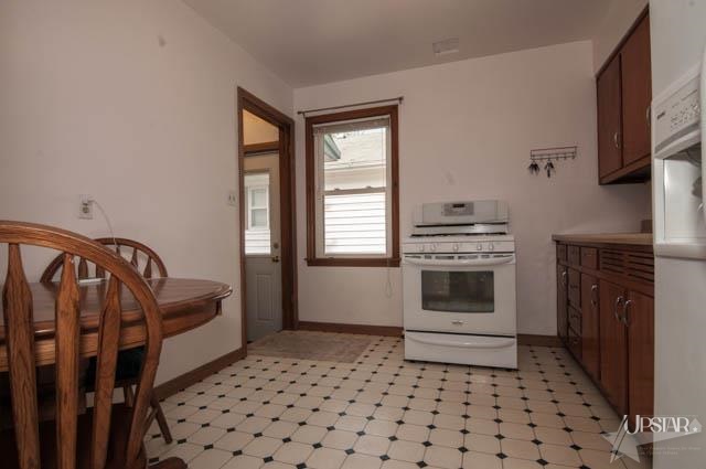 2530 Greenway Road Fort Wayne, IN 46805 - Photo 11 of 27 Gallery Image 11