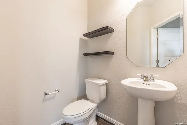 $2,600 | 13221 Badlands Way, St. Hedwig, TX 78152