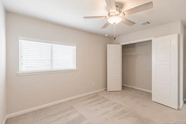 $2,600 | 13221 Badlands Way, St. Hedwig, TX 78152