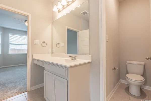 $2,600 | 13221 Badlands Way, St. Hedwig, TX 78152