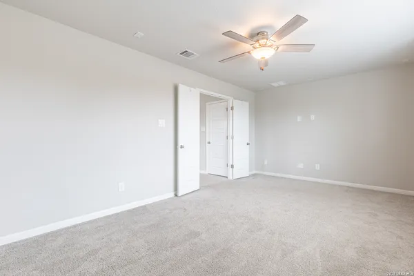 $2,600 | 13221 Badlands Way, St. Hedwig, TX 78152