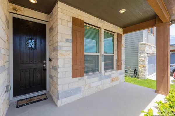 $2,600 | 13221 Badlands Way, St. Hedwig, TX 78152