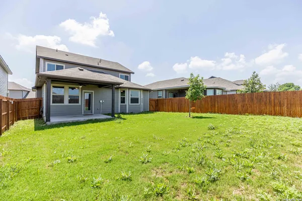 $2,600 | 13221 Badlands Way, St. Hedwig, TX 78152