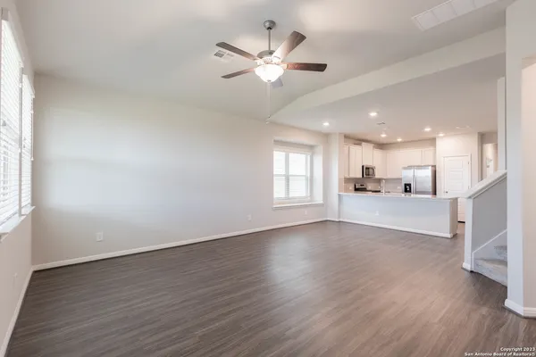 $2,600 | 13221 Badlands Way, St. Hedwig, TX 78152