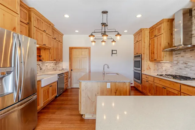 $1,677,000 | 397 Glass Lane, Bastrop, TX 78602