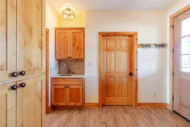 $1,677,000 | 397 Glass Lane, Bastrop, TX 78602