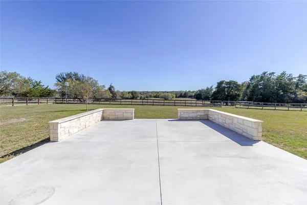 a view of a swimming pool and lake