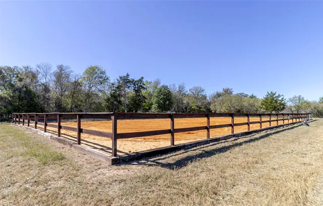 $1,677,000 | 397 Glass Lane, Bastrop, TX 78602