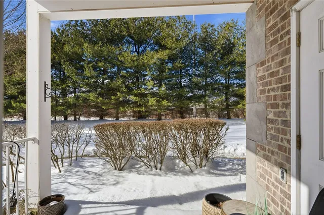 $375,000 | 200 Roger Williams Avenue, Unit 201, East Providence, RI 02916