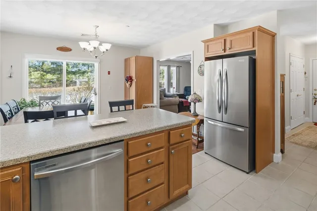 $375,000 | 200 Roger Williams Avenue, Unit 201, East Providence, RI 02916