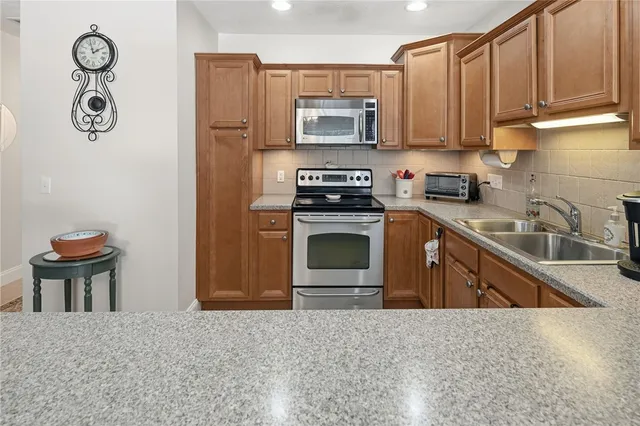 $375,000 | 200 Roger Williams Avenue, Unit 201, East Providence, RI 02916