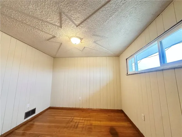 $229,000 | 2500 Lynnrose Drive, Irwin, PA 15642