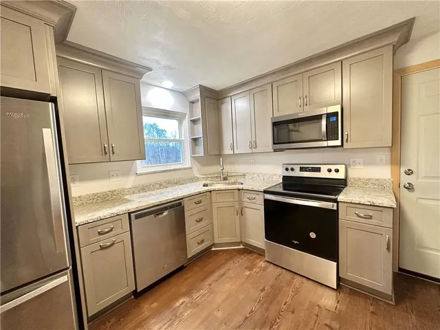 $229,000 | 2500 Lynnrose Drive, Irwin, PA 15642