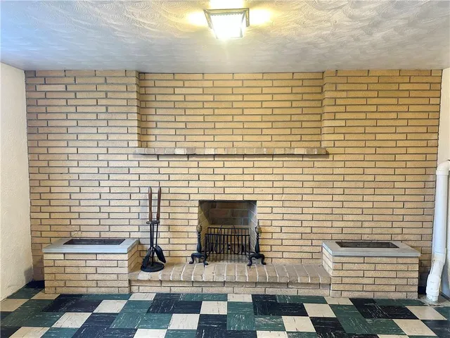 $229,000 | 2500 Lynnrose Drive, Irwin, PA 15642