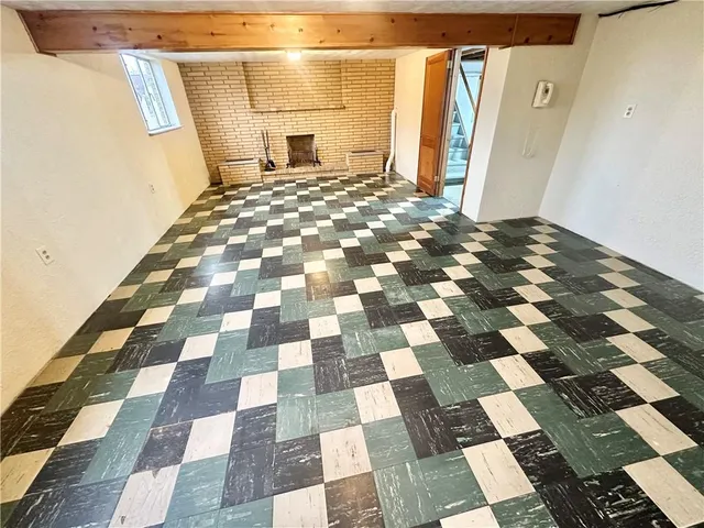 $229,000 | 2500 Lynnrose Drive, Irwin, PA 15642