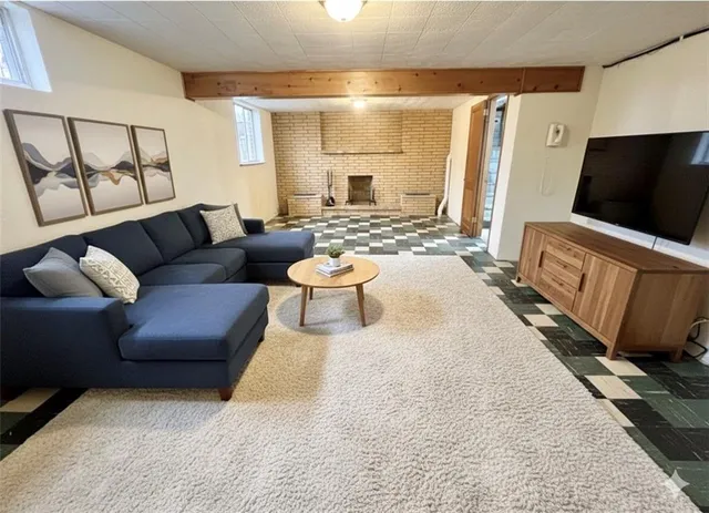 $229,000 | 2500 Lynnrose Drive, Irwin, PA 15642