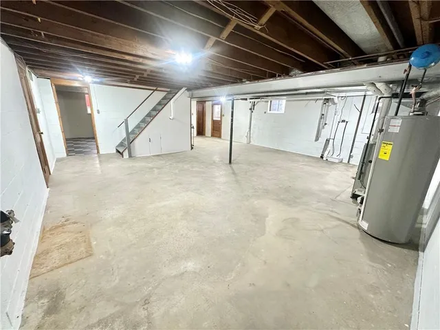 $229,000 | 2500 Lynnrose Drive, Irwin, PA 15642