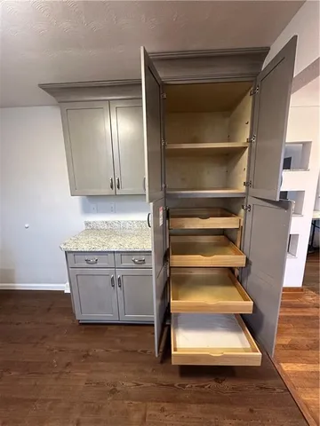 $229,000 | 2500 Lynnrose Drive, Irwin, PA 15642