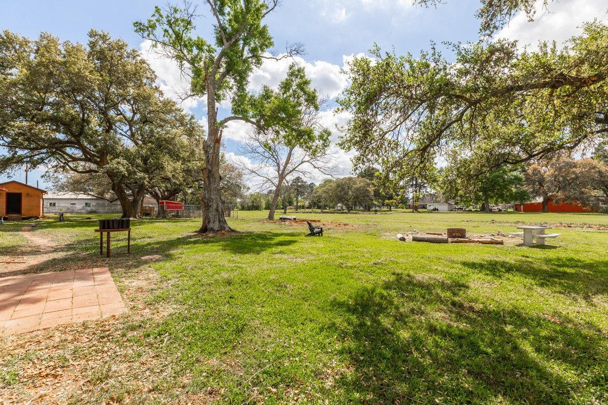 15838 Phend Road Hamshire, TX 77622 - Photo 29 of 38
