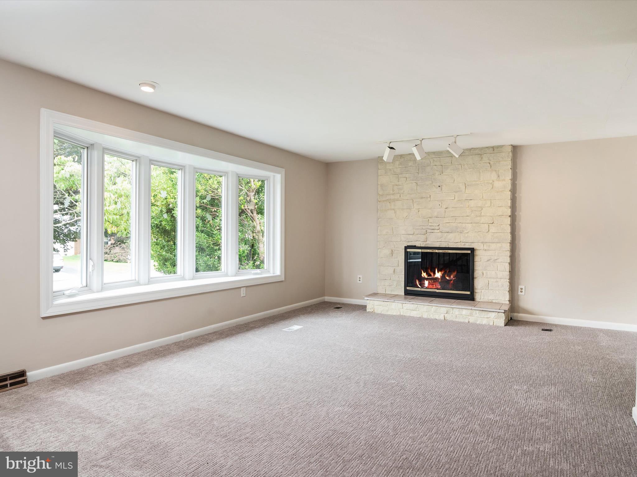 2829 Southview Road Ellicott City, MD 21042 - Photo 8 of 38 Gallery Image 8