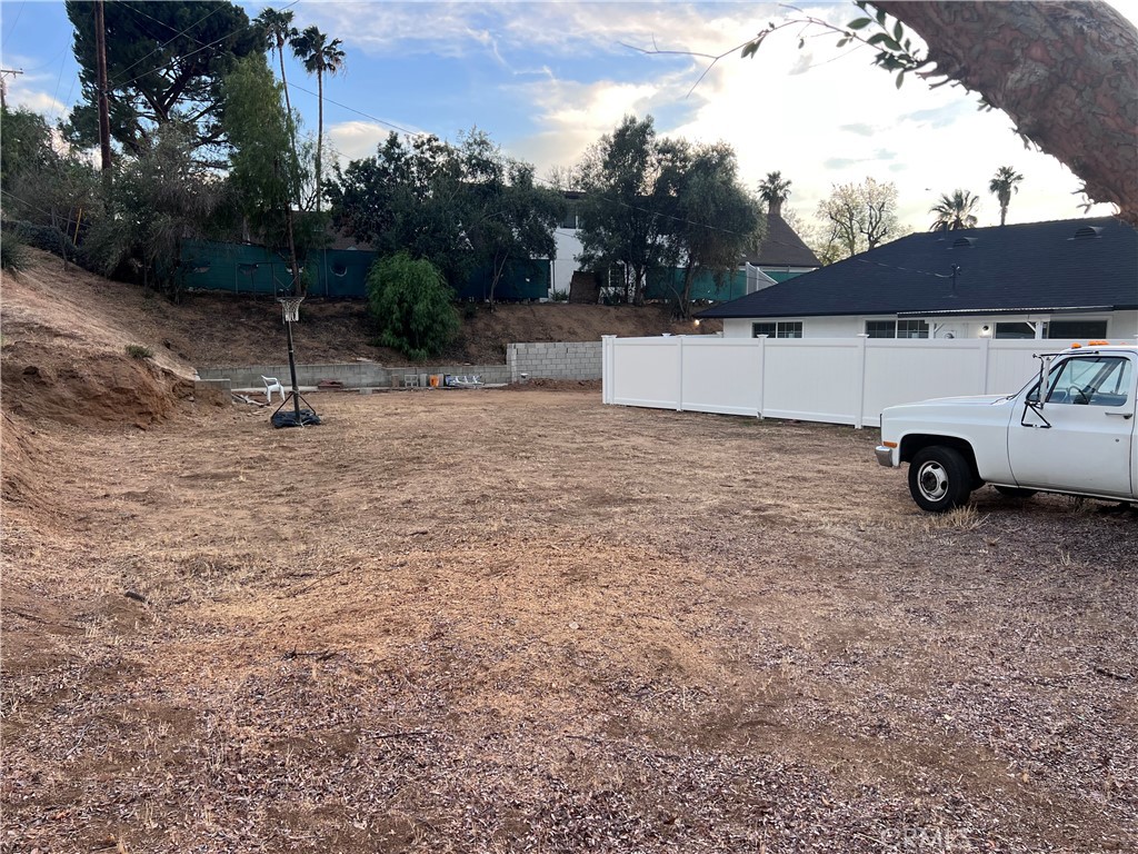 195 Masters Avenue Riverside, CA 92507 - Photo 34 of 37