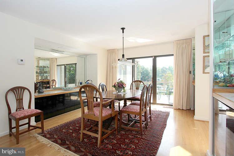 11578 Lake Newport Road Reston, VA 20194 - Photo 13 of 30 Dining Room