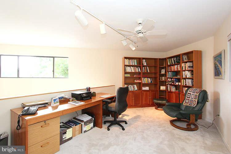 11578 Lake Newport Road Reston, VA 20194 - Photo 26 of 30 Interior (General)