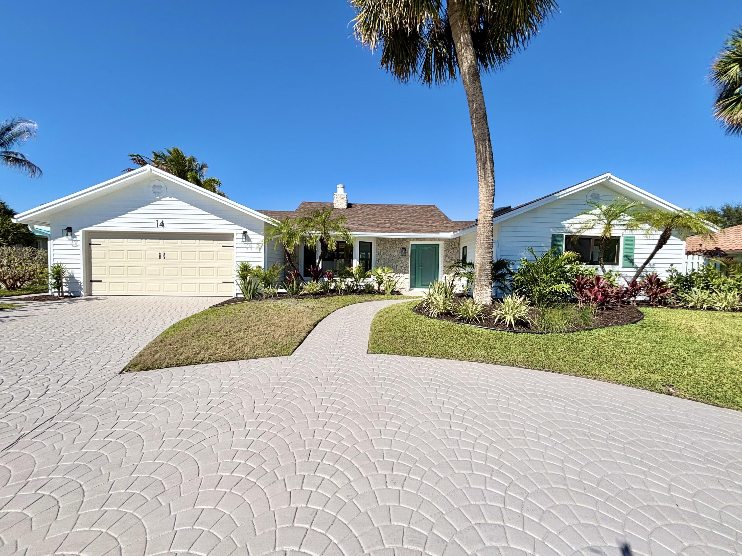 a view of outdoor space yard and front view of a house