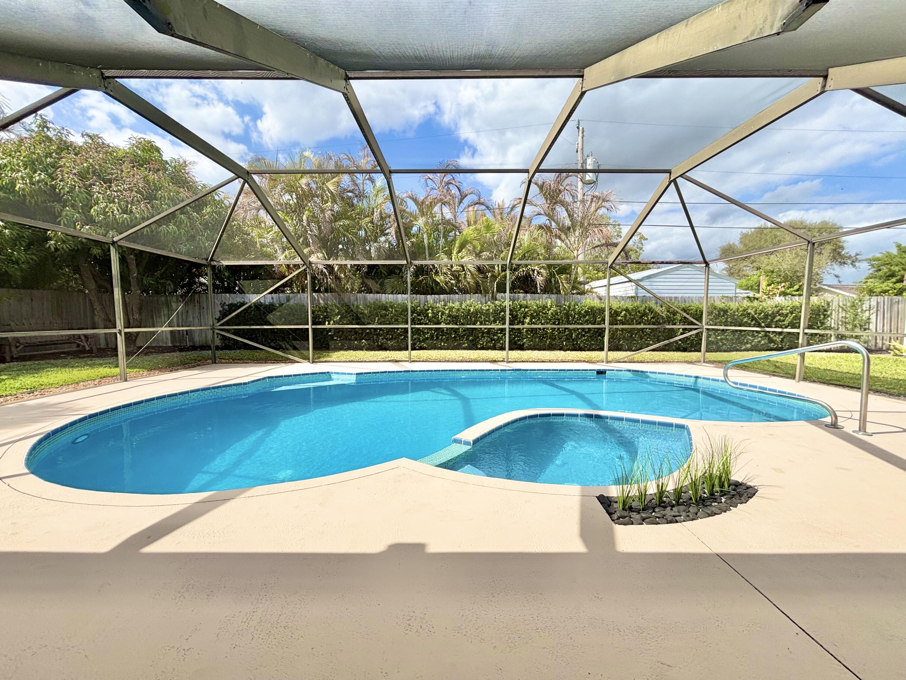 14 Southeast Paddock Circle Jupiter, FL 33469 - Photo 25 of 45 IMG_3078