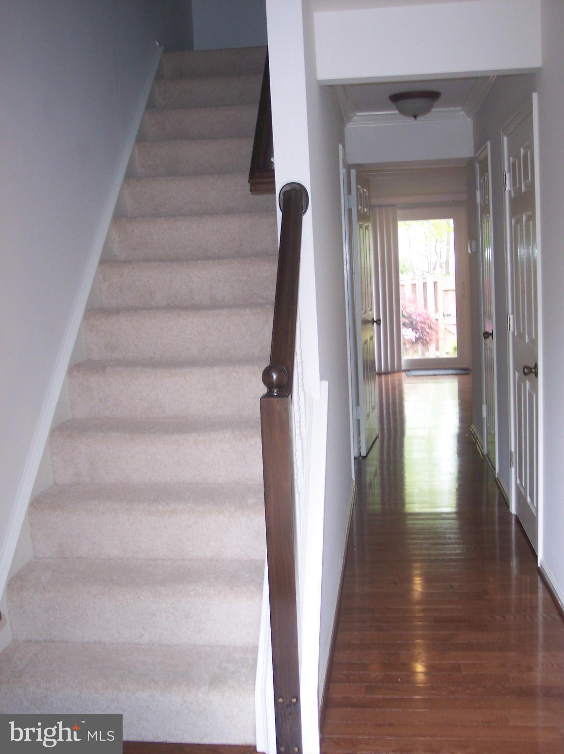 5657 Ridge View Drive Alexandria, VA 22310 - Photo 2 of 19 Interior (General)