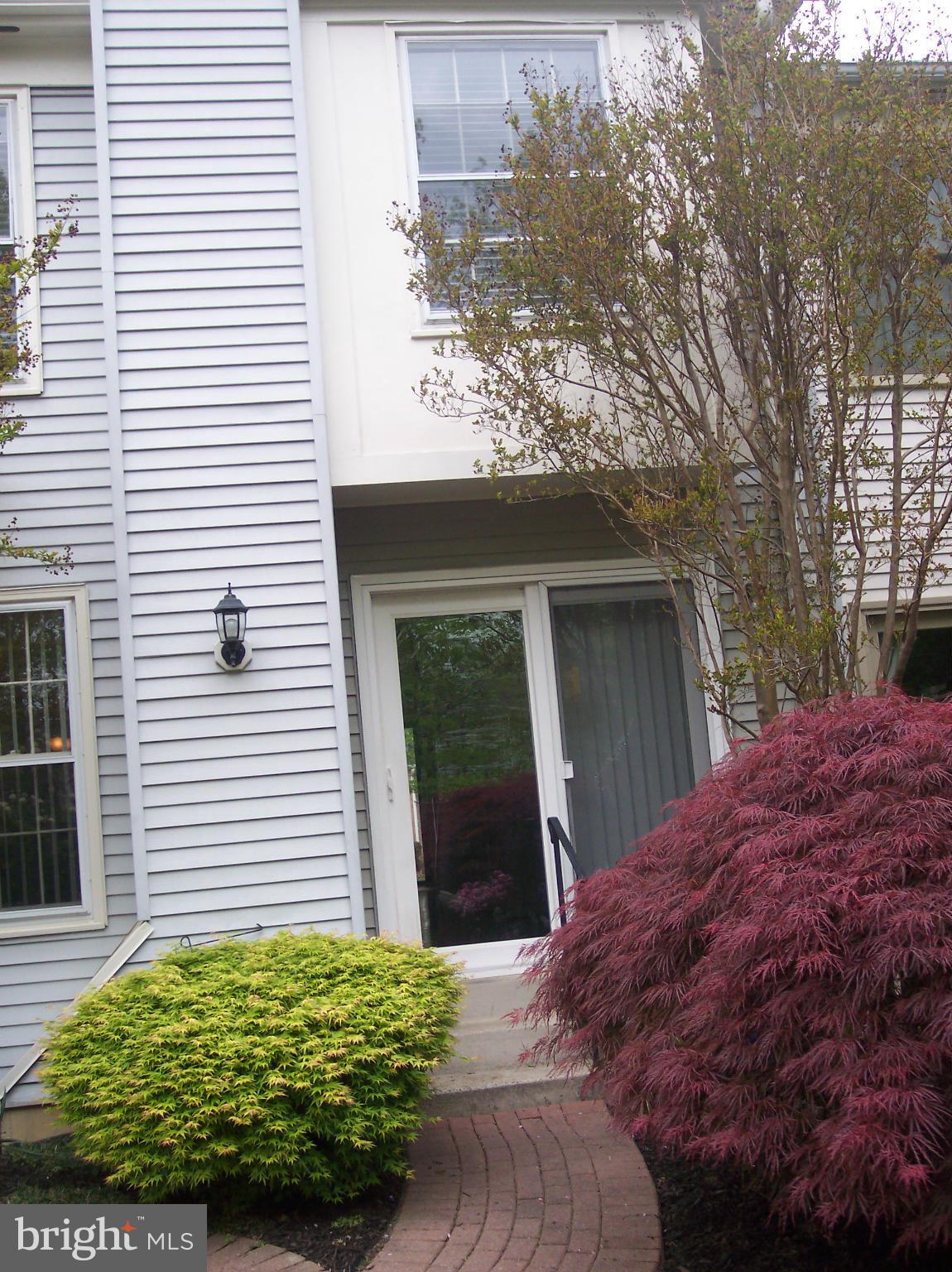 5657 Ridge View Drive Alexandria, VA 22310 - Photo 14 of 19 Exterior (Rear)