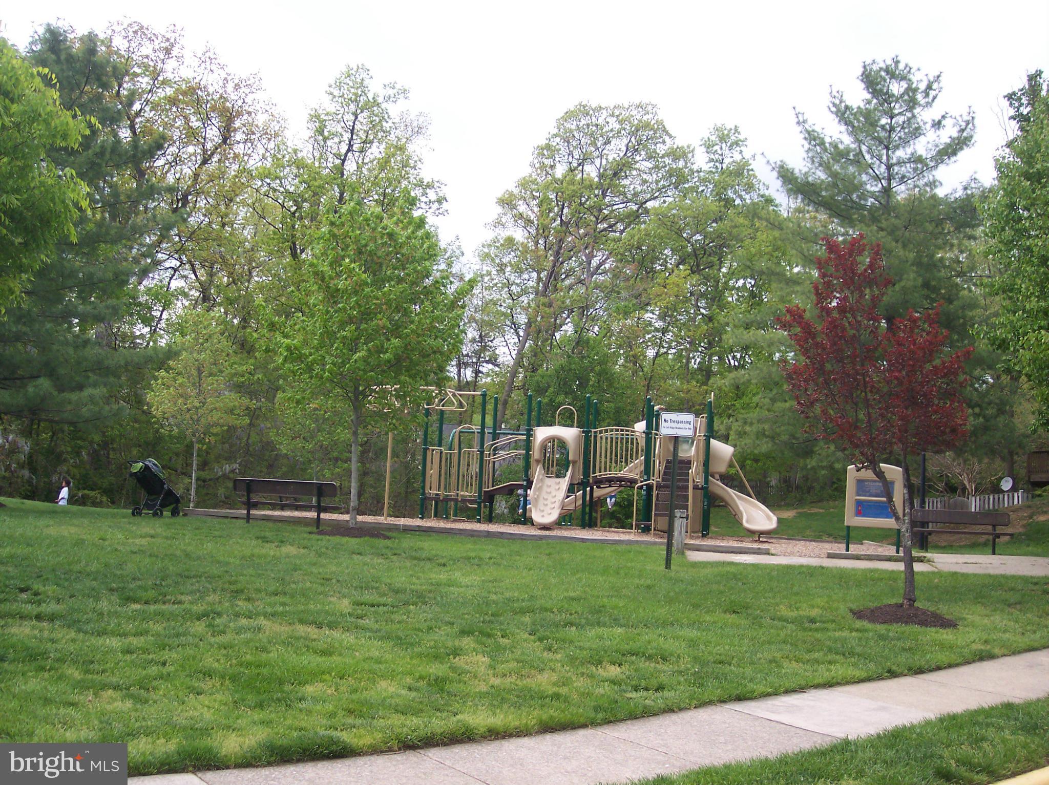 5657 Ridge View Drive Alexandria, VA 22310 - Photo 18 of 19 Community