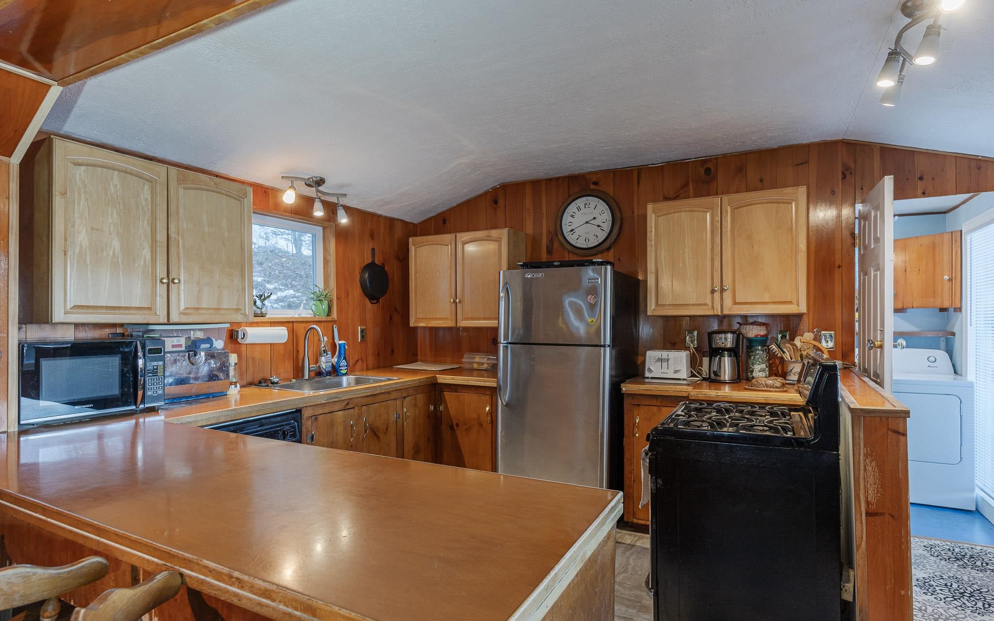 78 Colburn Lane Rindge, NH 03461 - Photo 10 of 50