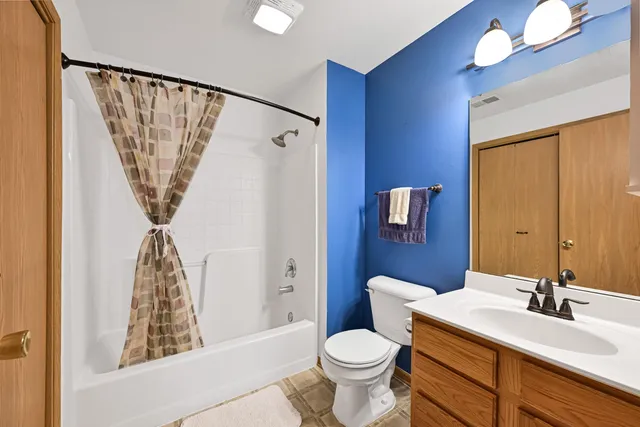 $169,900 | 25151 87th Street, Unit 113, Salem Lakes, WI 53168