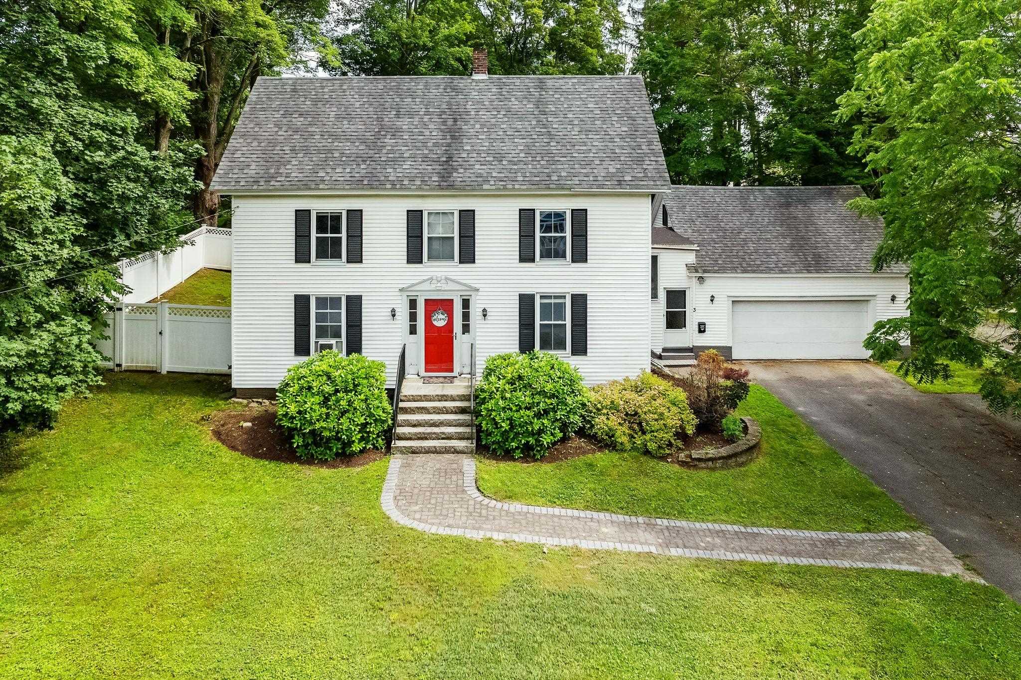 3 Nesmith Street Derry, NH 03038 - Photo 1 of 29