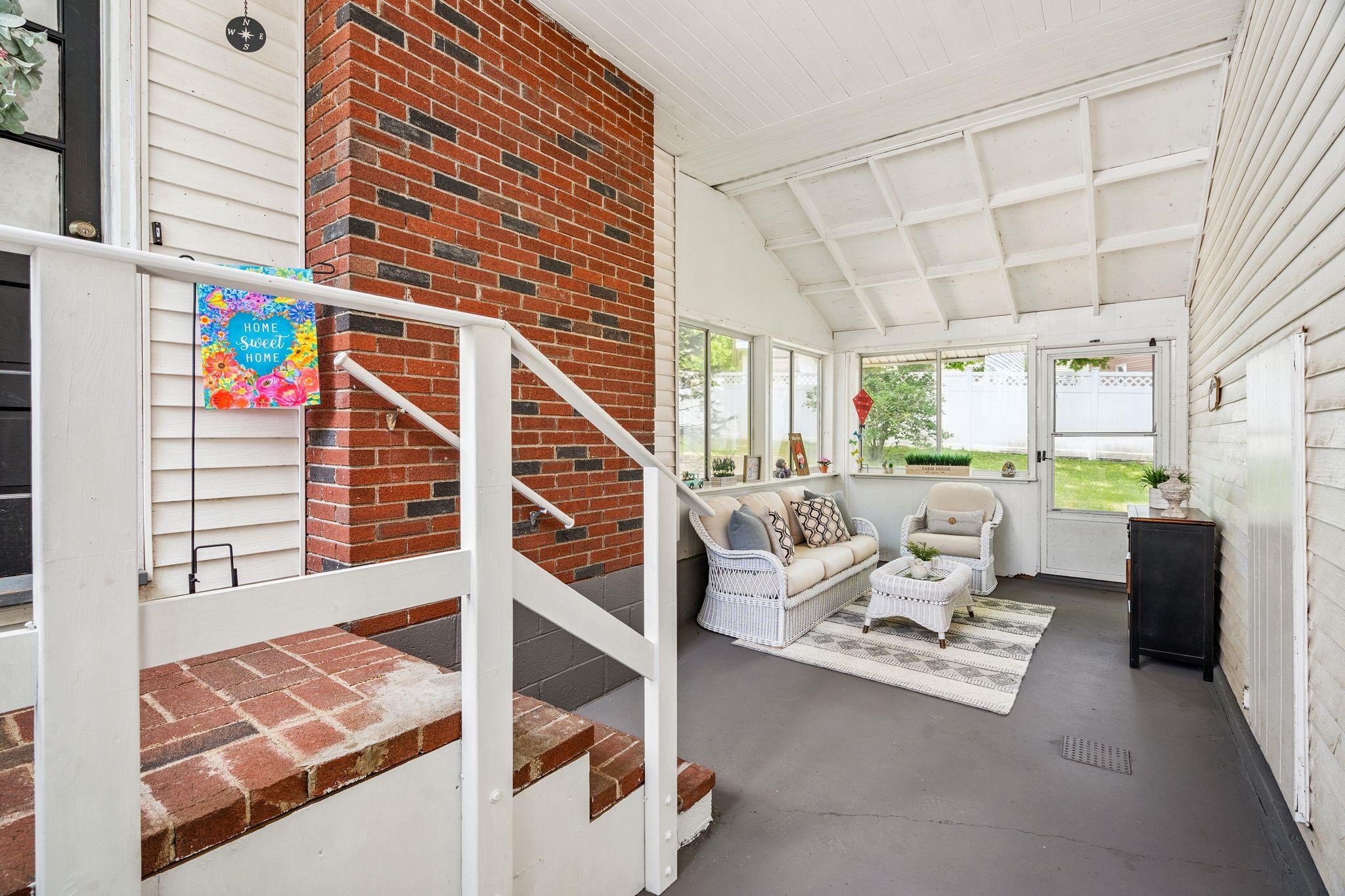 3 Nesmith Street Derry, NH 03038 - Photo 6 of 29