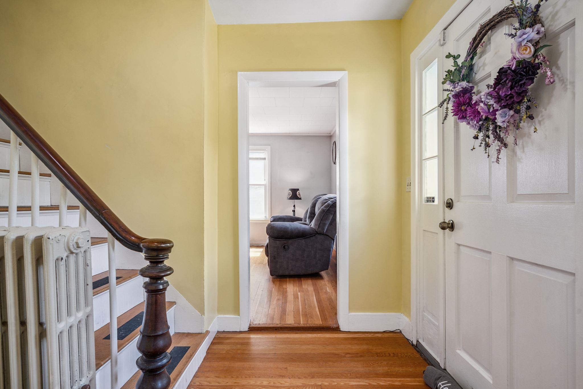 3 Nesmith Street Derry, NH 03038 - Photo 7 of 29