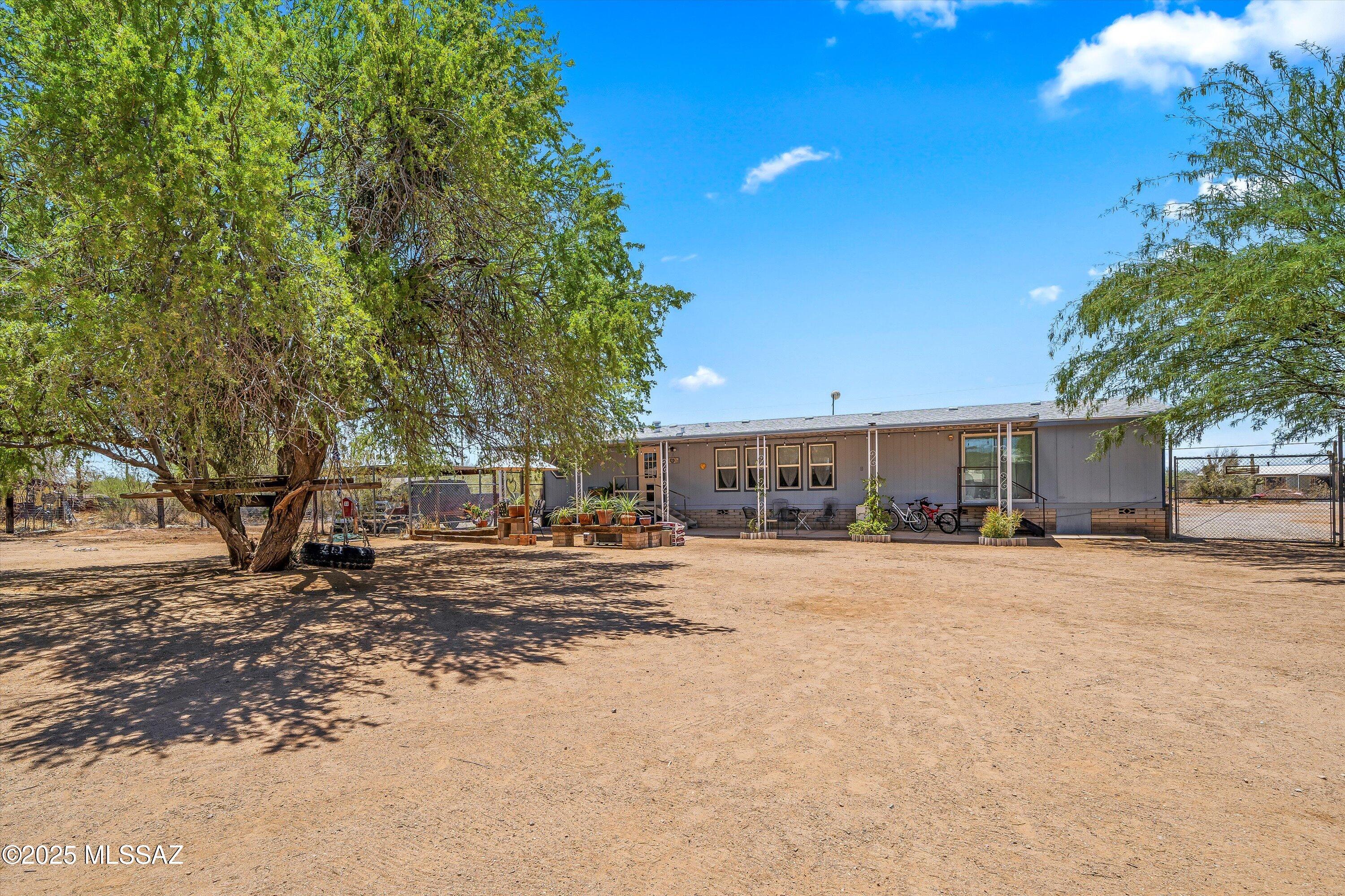6420 North Sanders Road Tucson, AZ 85743 - Photo 1 of 37 Gallery Image 1