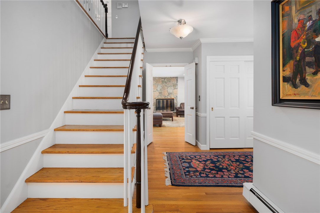 1 Pierce Court Barrington, RI 02806 - Photo 4 of 45