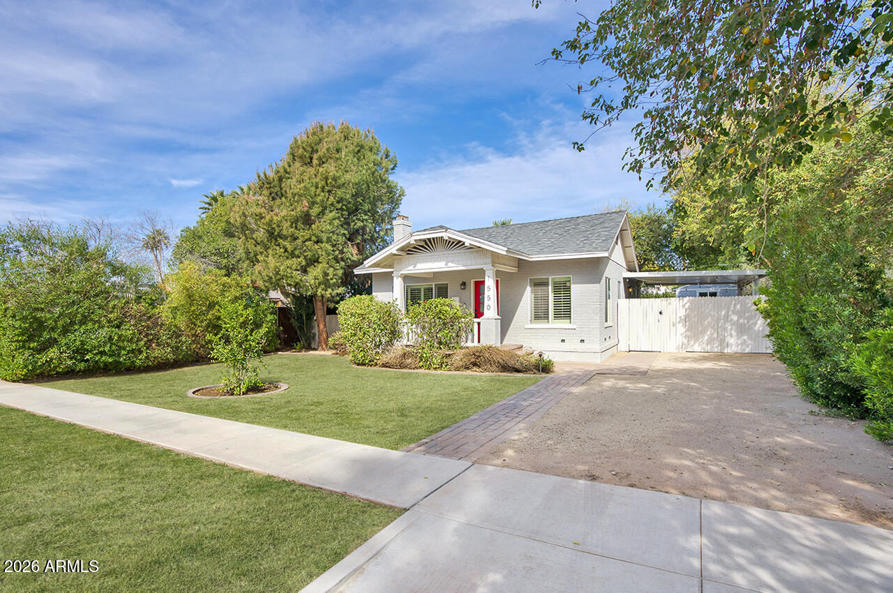 1550 East Cheery Lynn Road Phoenix, AZ 85014 - Photo 2 of 27 1550 E CHEERY LYNN Road