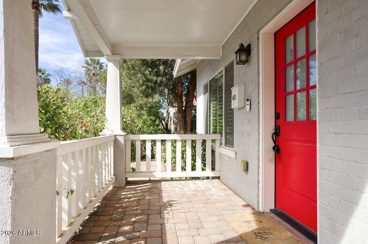 1550 East Cheery Lynn Road Phoenix, AZ 85014 - Photo 4 of 27 1550 E CHEERY LYNN Road