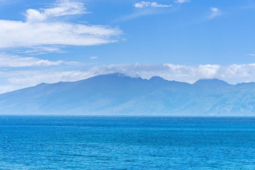 3785 Lower Honoapiilani Road, Unit 208 Lahaina, HI 96761 - Photo 26 of 50 a view of an ocean and a mountain