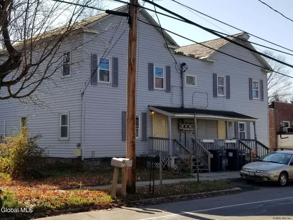 $200,000 | 6 East Broadway, Salem, NY 12865