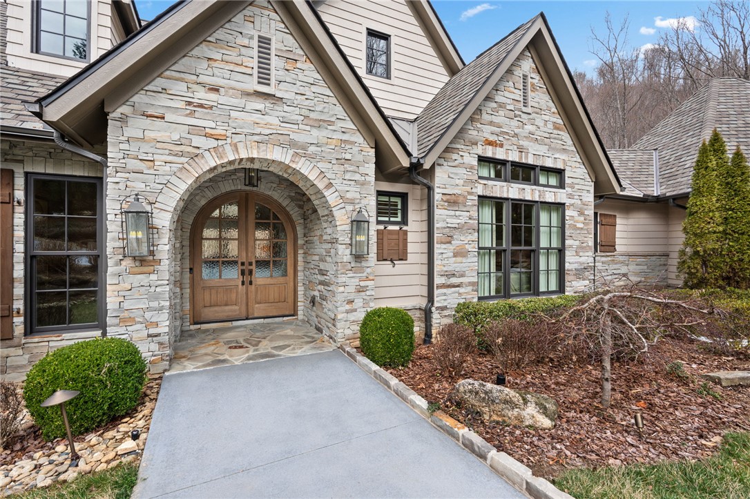 501 Mountain Summit Road Travelers Rest, SC 29690 - Photo 8 of 50