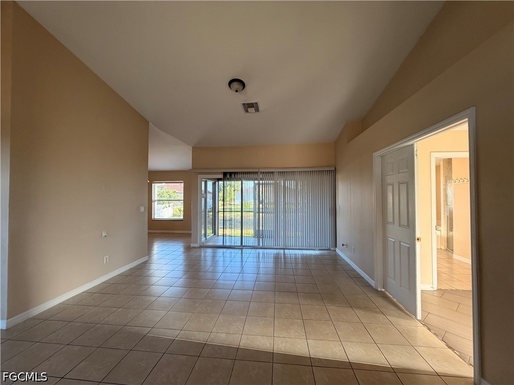 3808 25th Street Southwest Lehigh Acres, FL 33976 - Photo 4 of 24