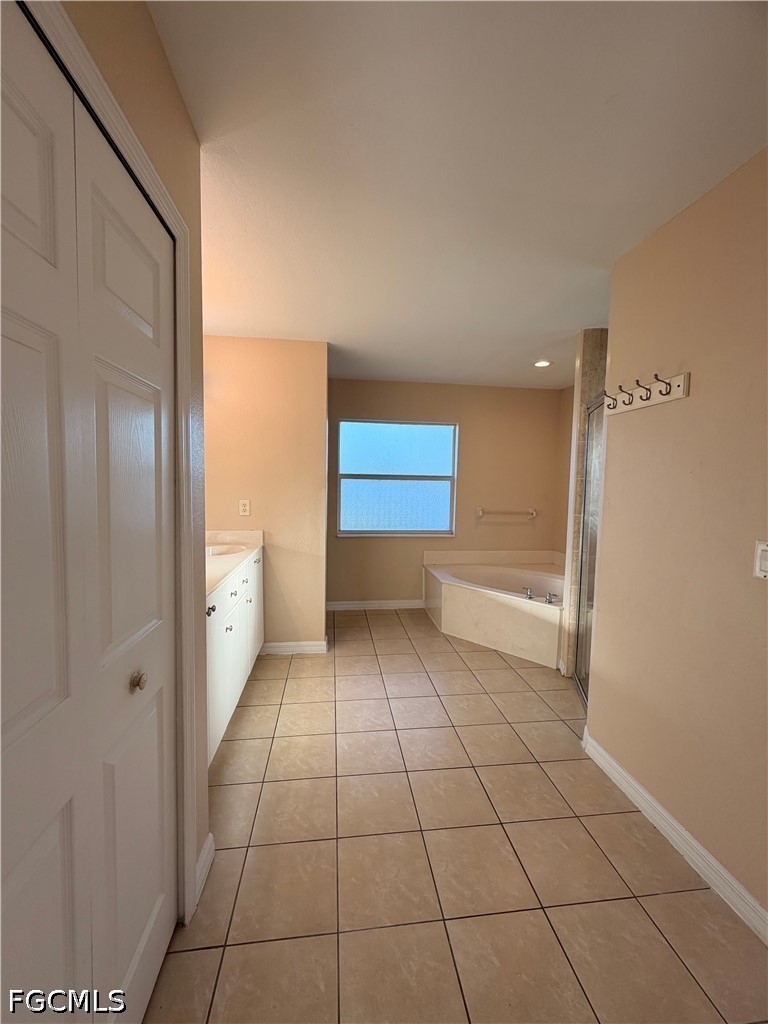 3808 25th Street Southwest Lehigh Acres, FL 33976 - Photo 10 of 24