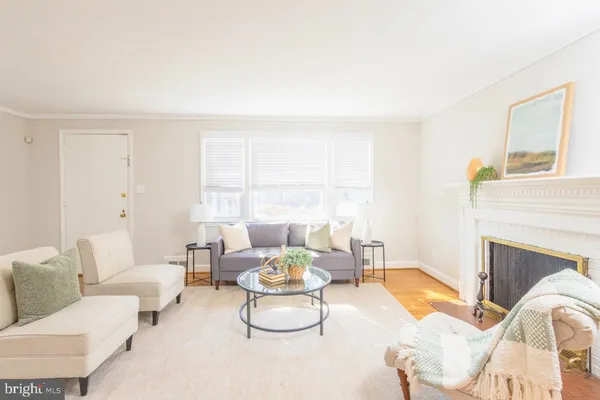 $895,000 | 3601 Faircastle Drive, Chevy Chase, MD 20815