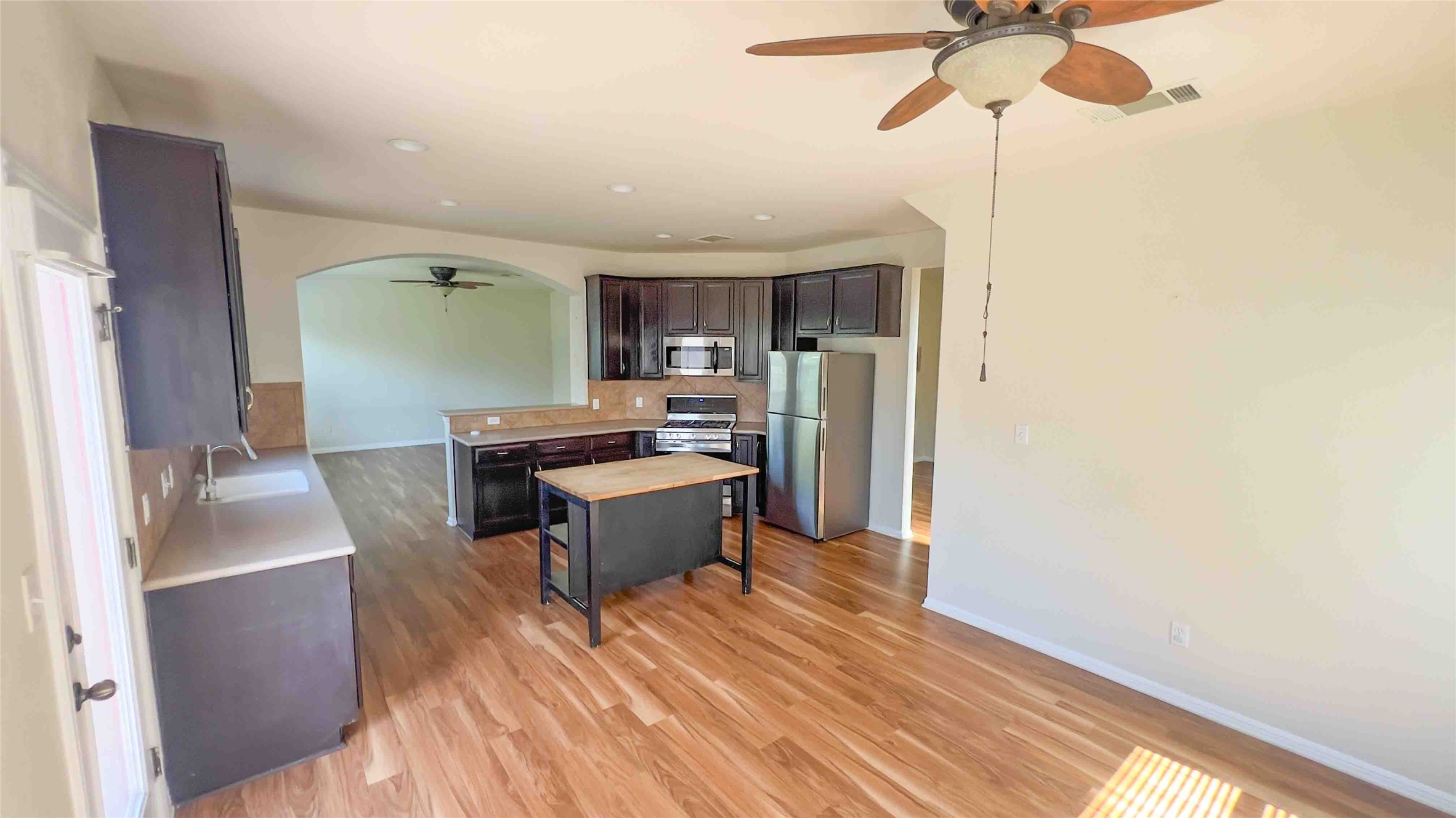 709 Rusk Road Round Rock, TX 78665 - Photo 3 of 29 Kitchen
